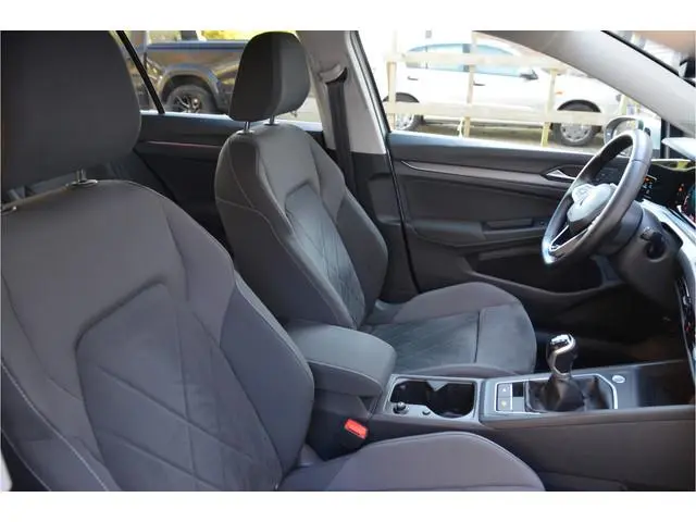 Volkswagen Golf 1.5 TSI R-Line HUD, 18" Alu