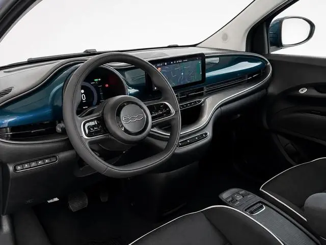 Fiat 500e 42 kWh  Navigatie by Apple Carplay Android Auto camera Parkeersensoren rondom Dodehoekdete...