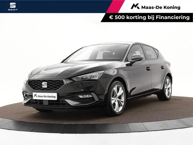 SEAT Leon 1.4 TSI eHybrid PHEV 204pk DSG FR Business Intense · Camera · Stuur- & Stoelverwarming · P...