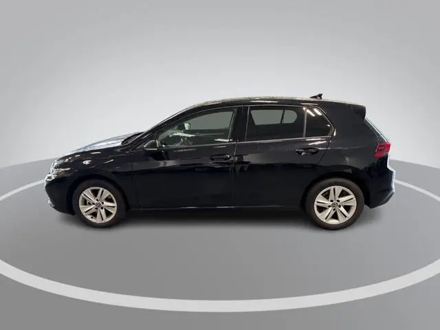Volkswagen Golf 1.0 eTSI 110pk DSG Life Business · Apple/Android Car Play · ACC · Sfeerverlichting ·...