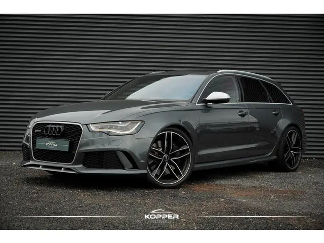 Audi A6 Avant 4.0 TFSI RS 6 quattro Pro Line Plus / Pano / Bose / Luchtvering / Trekhaak