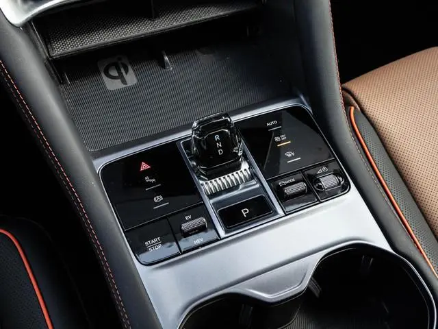 BYD SEAL U