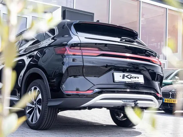 BYD SEAL U