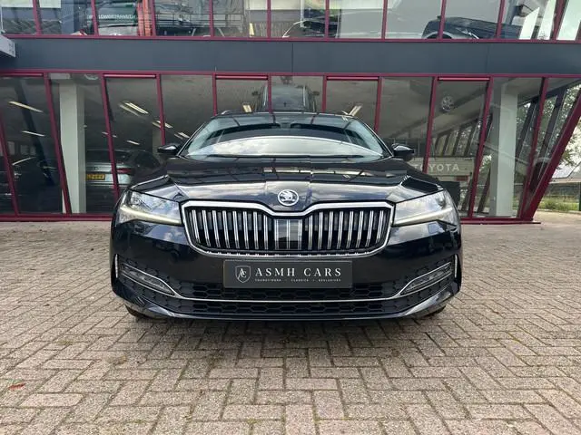 ŠKODA Superb Combi 1.5 TSI ACT Business Edition Plus | Trekhaak | ACC | Carplay | Navi | Stoel/Stuur...