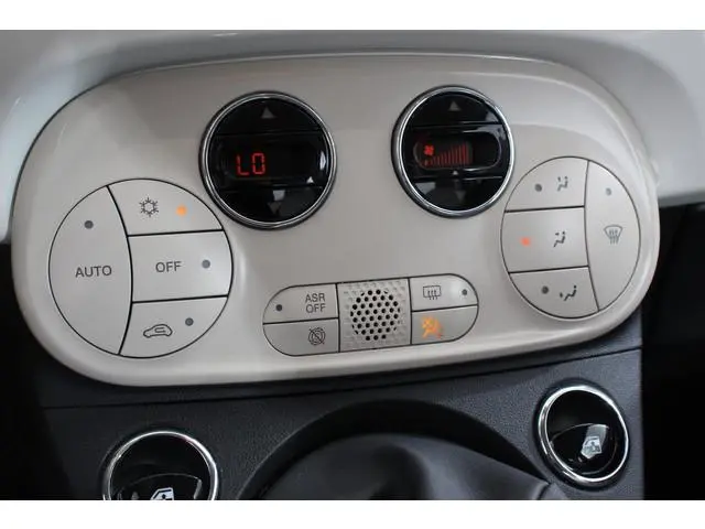 Fiat 500 C 1.0 69pk Hybrid Lounge Plus Climate Control Navigatie Apple Carplay/Android Auto Parkeers...