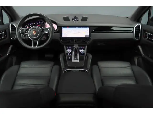 Porsche Cayenne Coupé 3.0 Aut8 | Luchtvering | Panoramadak | BOSE | Trekhaak | Leder | Memory | Stoe...