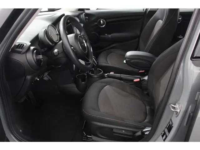 Mini one 1.5 Automaat One Pepper | Matrix Led koplampen | Climate Control | Parkeersensoren | Cruise...