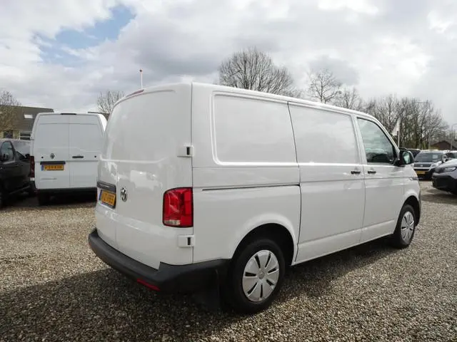 Volkswagen Transporter 2.0 TDI 110PK, L1H1, Airco