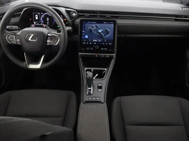 Lexus LBX