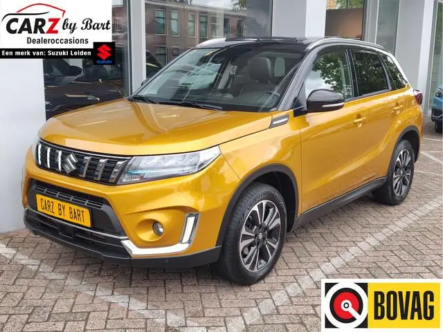 Suzuki Vitara 1.4 BOOSTERJET STYLE SMART HYBRID Open dak | Alcantara | Keyless | Parkeersensoren V+A