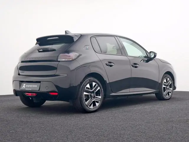 Peugeot e-208 Allure 51 kWh | Carplay | Private lease 489 p.m. | Carplay | Private lease 489 p.m.