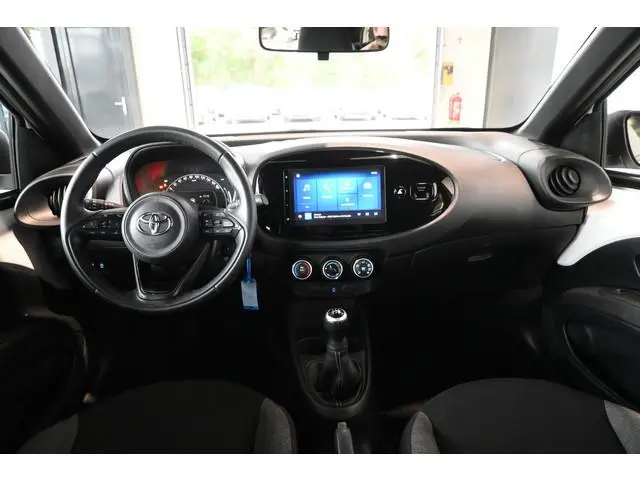 Toyota Aygo X 1.0 VVT-i MT Play Nap! Airco Adaptieve Cruise Camera CarPlay 1e Eigenaar! Inruil Mogel...