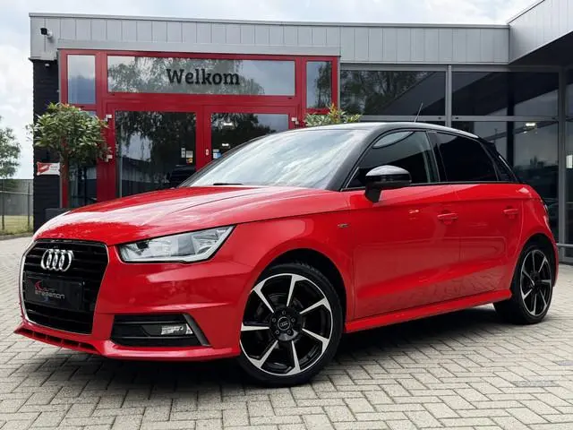 Audi A1 Sportback 1.0 TFSI *!* S-LINE *!* NAVI/ CRUISE/ STOELVERWARMING/ PDC/ 17 INCH *!*