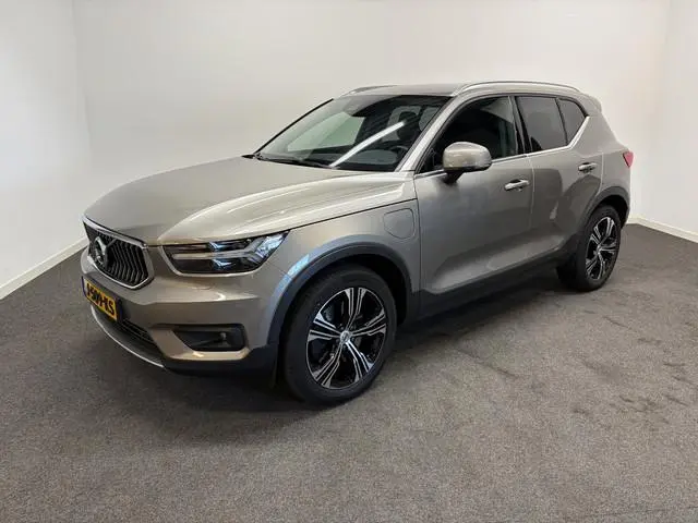 Volvo XC40 1.5 T5 Recharge Inscription Trekhaak 1800kg/ Adapt. Cruise/ Stuur &Stoel verw./ Camera/ H...