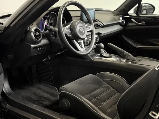 Mazda MX-5 RF 2.0 SkyActiv-G 184 Sportive | RECARO | XPEL | CAMERA | CARPLAY