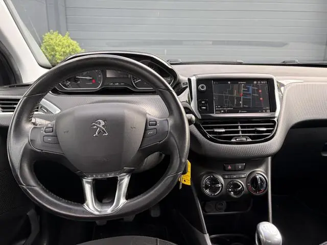 Peugeot 2008 1.2 PureTech Blue Lion 2e Eigenaar,131pk,Carplay,Navi,Dealer Onderhouden,6 Bak,D-riem v...