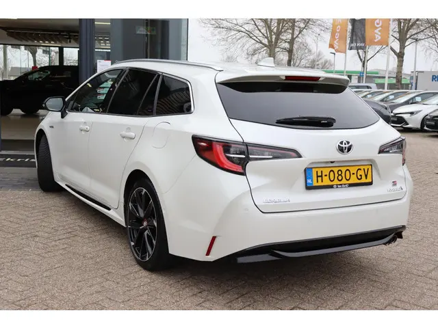 Toyota Corolla Touring Sports