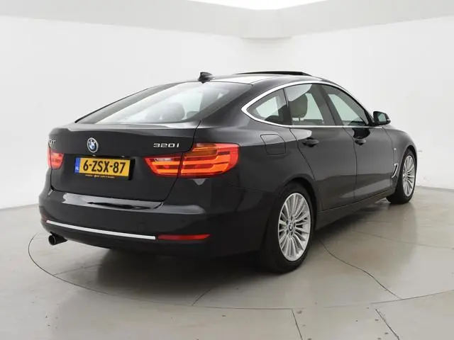 BMW 3-serie Gran Turismo 320i GT LUXURY + PANORAMA / NAVIGATIE PROFESSIONAL
