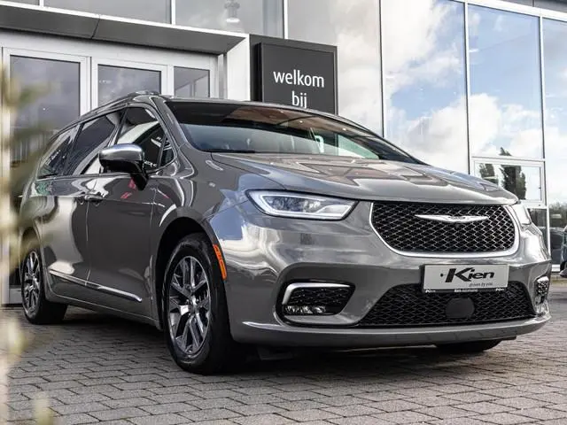 Chrysler Pacifica