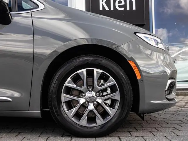 Chrysler Pacifica