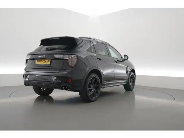 Lynk & Co 01 1.5 | Pano | Apple CarPlay | Keyless | Adapt. Cruise | Dodehoek. | 360cam. | Infinity A...