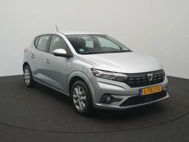 Dacia Sandero TCe 100 Bi-Fuel Essential - All seasonbanden - Afneembare trekhaak