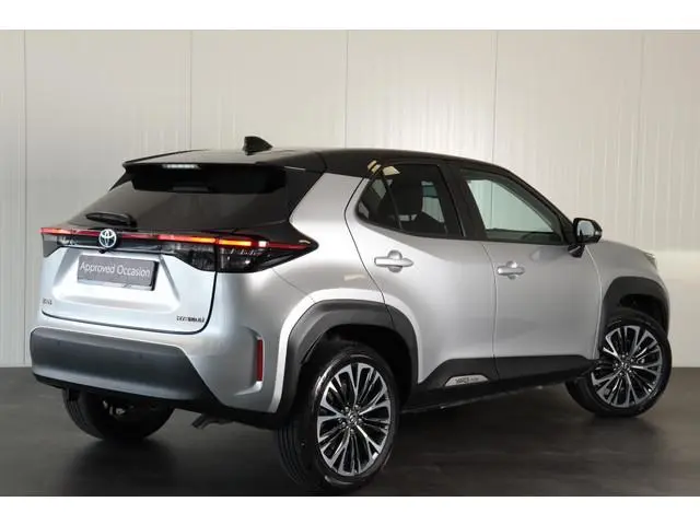 Toyota Yaris Cross 1.5 Hybrid Executive, 360 Camera, Parkeersensoren