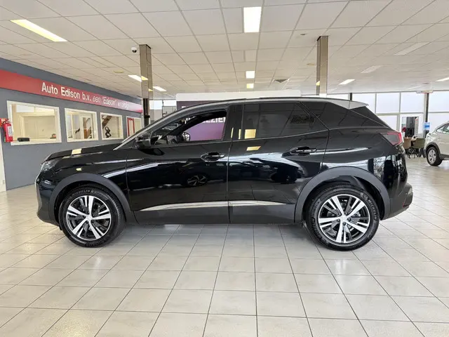 Peugeot 3008 1.2 PureTech 8EAT Allure *NAVI*APP*LED*CAM*18LM*