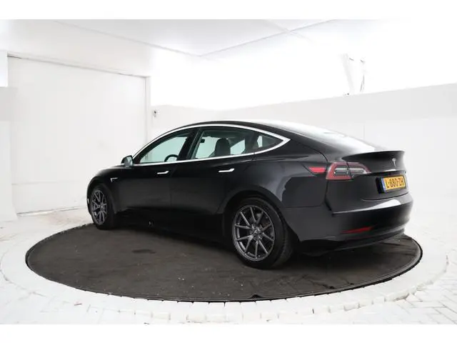 Tesla Model 3 Standard RWD Plus 60 kWh Navigatie,