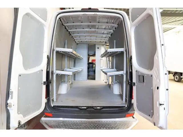 Mercedes-Benz Sprinter L3H2 AUTOMAAT POST NL SCHAPPEN EURO 6