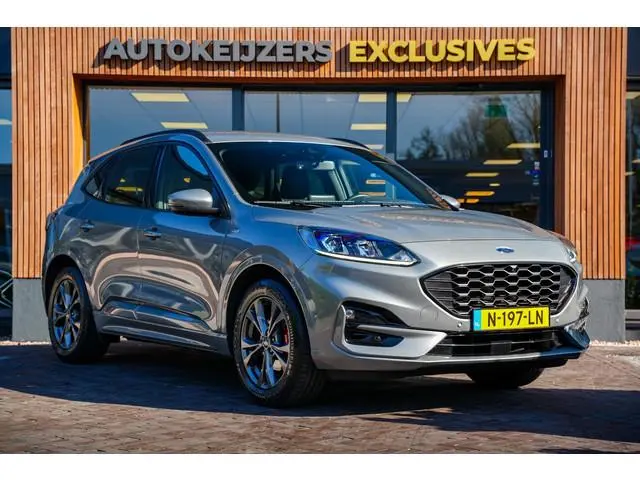 Ford Kuga 1.5 EcoBoost ST line Camera's Airco Stoelverw. Stuurwielbed. Navi