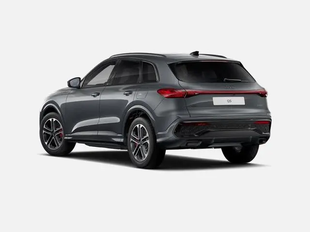 Audi Q5 2.0 TFSI e-hybrid quattro S edition Competition 367 PK · Glazen panoramadak · Tech pro · B&O...