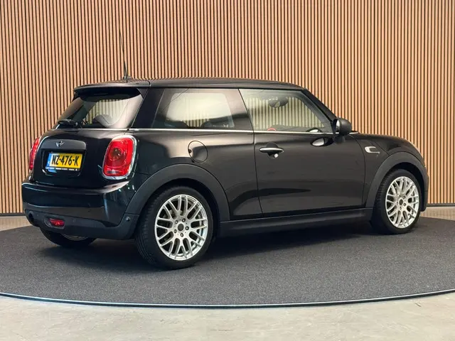 Mini Mini 1.2 102PK One Chili | Stoelverw. | Airco | LM Velgen | Incl. garantie