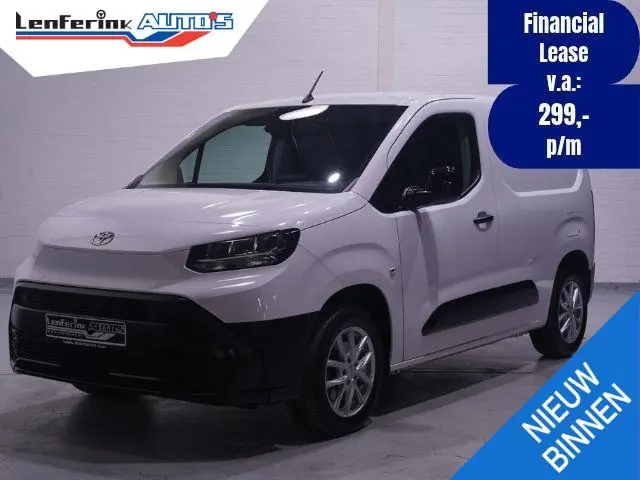 Toyota PROACE CITY 1.5 D-4D 130 pk L1 Navigator Navi, Camera, Apple Carplay, Cruise Control, Laadrui...