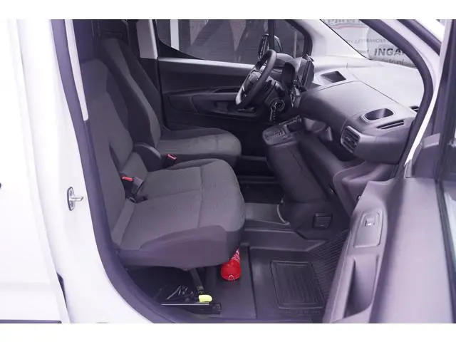 Toyota pro-ace