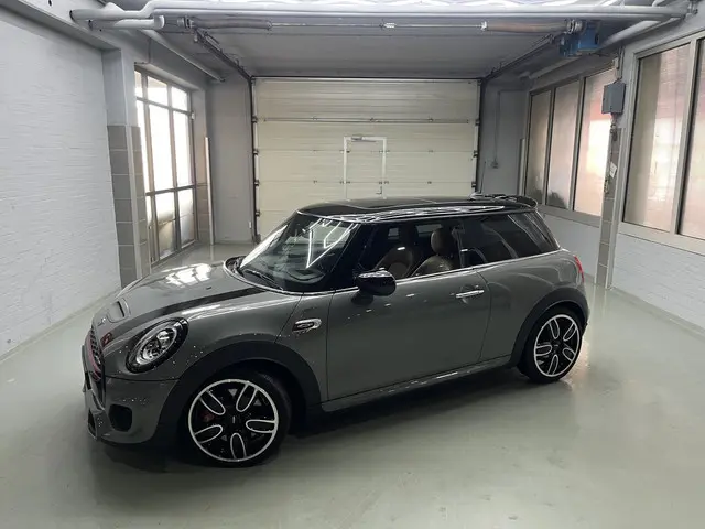 MINI Mini 2.0 John Cooper Works Chili