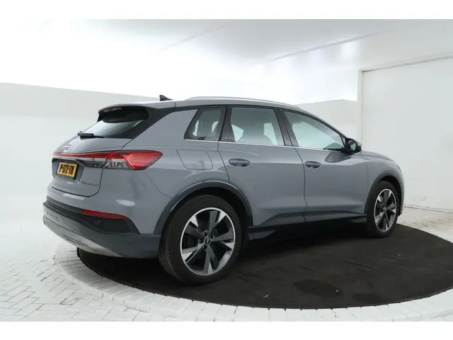 Audi Q4 e-tron 40 Advanced edition 77 kWh Sonos! Head Up, Climate, Apple carplay, 1 eigenaar!