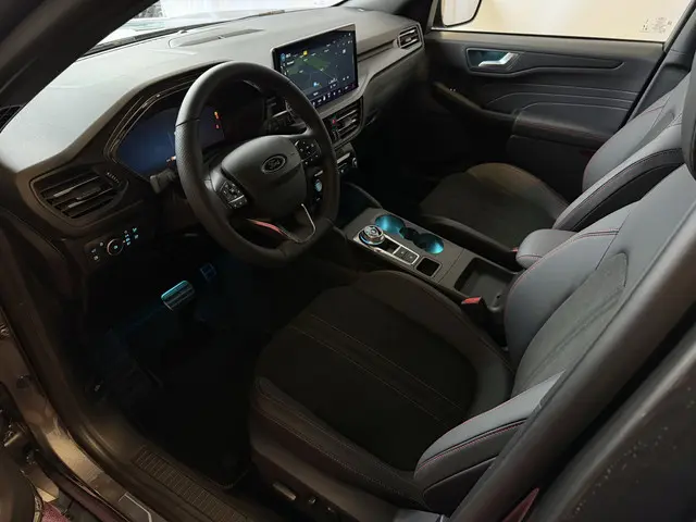 Ford Kuga Ford Kuga 2.5 PHEV 243 PK ST‑Line X 2026 • Schuifdak • 20” LMV • 360° Camera • B&O Audio •...