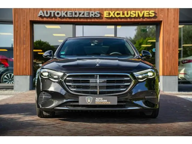 Mercedes-Benz E-klasse E-klasse 200 Hyperscreen Burmester Stoelkoeling 360 Camera