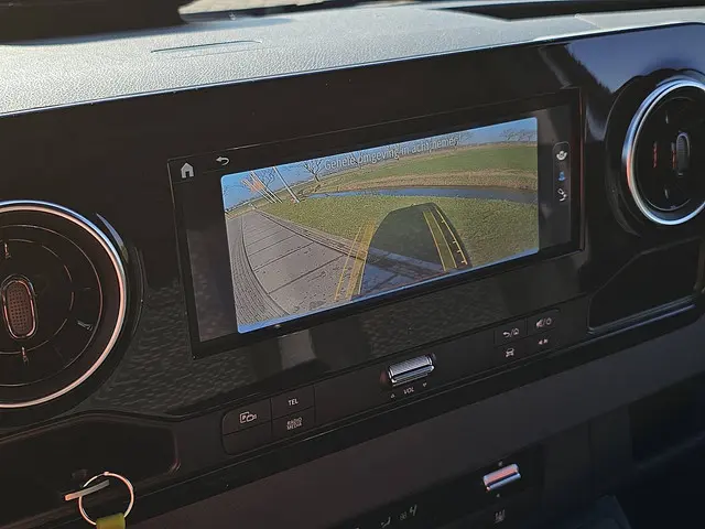 Mercedes-Benz eSprinter