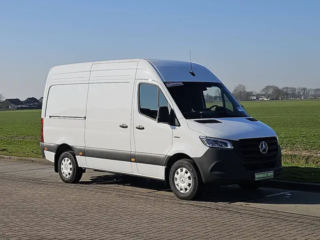 Mercedes-Benz eSprinter