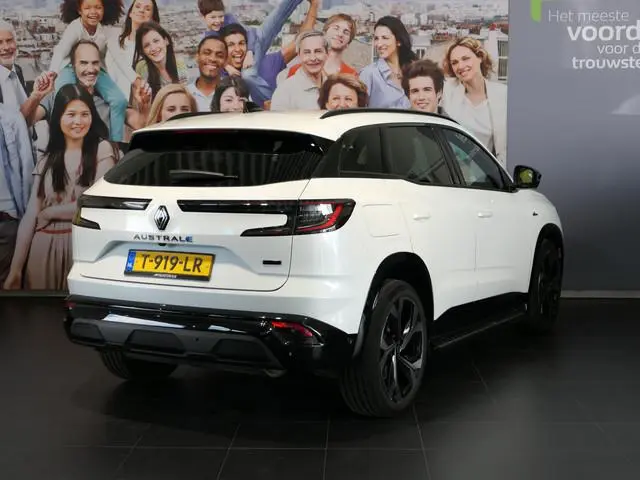 Renault Austral 1.2 E-Tech full hybrid 200 iconic esprit Alpine - Occasion Lease vanaf €799 p/m - *D...