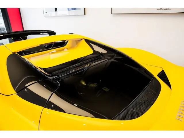 Ferrari 296
