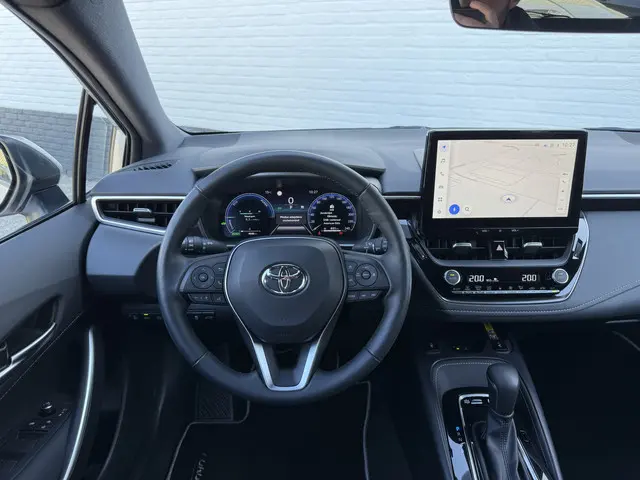 Toyota Corolla Touring Sports