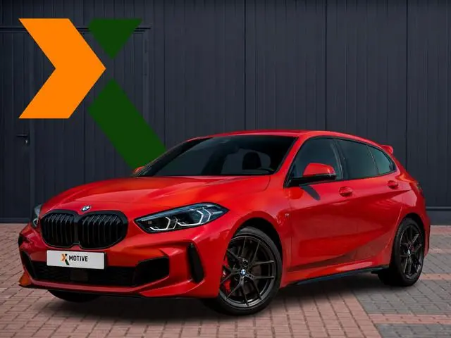 BMW 1-serie 128ti Automaat M-Pack Pro 265pk | H&K Surround Sound | Stuurverw + Stoelverw | M-Remsyst...