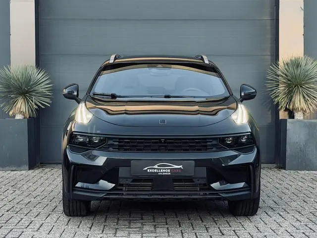 Lynk & Co 01 1.5/Pano/Navi/Camera/BlackStyle