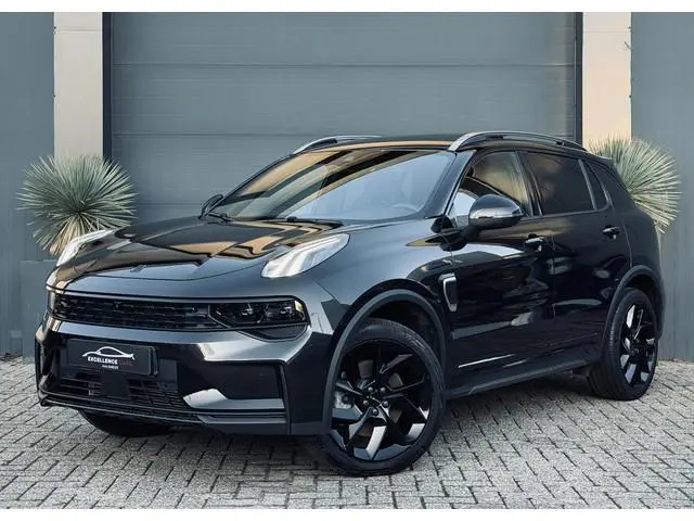 Lynk & Co 01 1.5/Pano/Navi/Camera/BlackStyle