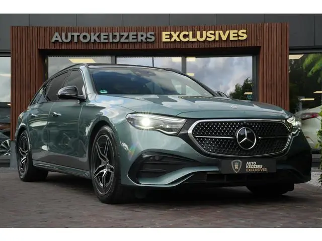 Mercedes-Benz E-klasse 300 e Business Solution AMG Panoramadak DIGITAL LIGHT 360 Camera Adapt. Cruis...