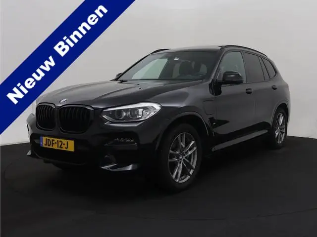 BMW X3 xDrive30e High Executive M-Sport | Panorama | Winterpakket | VC | HUD | Leder | Cruise | Clim...