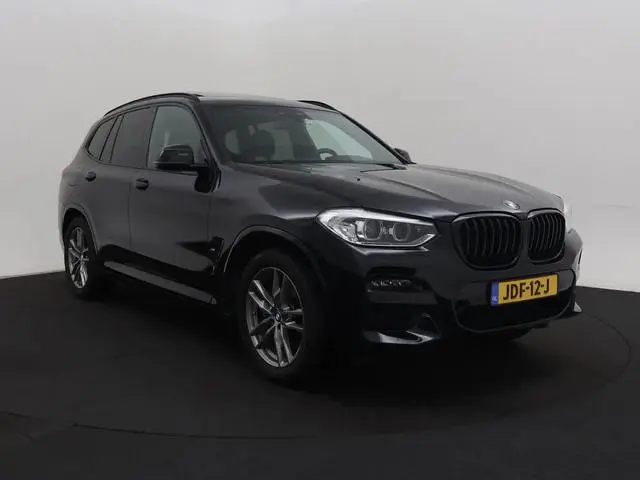 BMW X3 xDrive30e High Executive M-Sport | Panorama | Winterpakket | VC | HUD | Leder | Cruise | Clim...